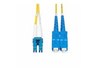 StarTech.com 5m (15ft) LC to SC (UPC) OS2 Single Mode Duplex Fiber Optic Cable, 9/125µm, Laser Optimized, 10G, Bend Insensitive, Low Insertion Loss - LSZH Fiber Patch Cord (SMLCSC-OS2-5M) - Koblingskabel - LC/UPC-enkeltmodus (hann) til SC/UPC-enkeltmodus (hann) - 5 m - 2 mm - fiberoptisk - dupleks - 9 / 125 micron - OS1/OS2 - up to 10 Gbps data transfer rate, halogenfri, passiv - gul SMLCSC-OS2-5M